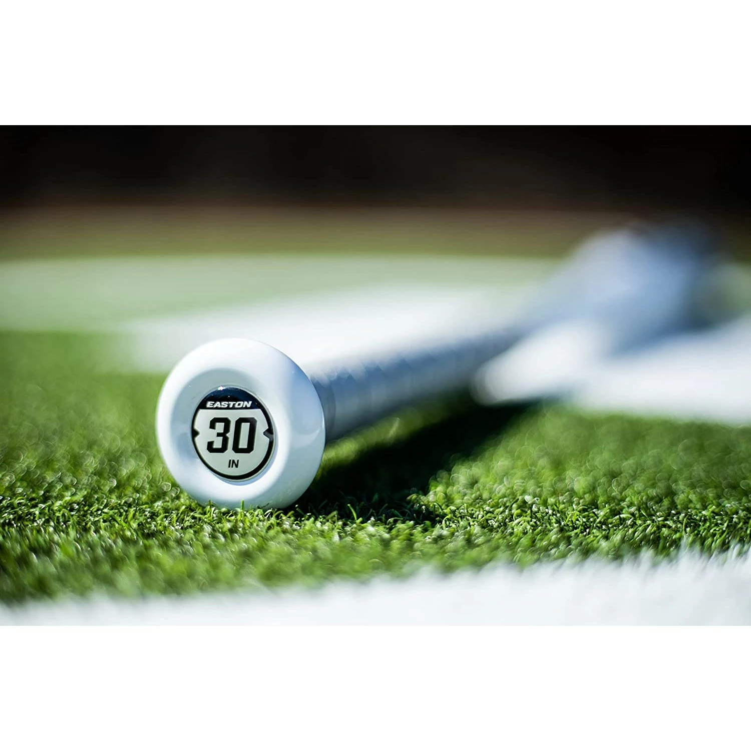 Easton Ghost USA, USSSA, NSA, ISA, WBSC 2 1/4" Fastpitch Bat 2022, 30" / 19 Oz / -11 (White) 8 Easton Ghost USA, USSSA, NSA, ISA, WBSC 2 1/4" Fastpitch Bat 2022, 30" / 19 Oz / -11 (White) - Image 8