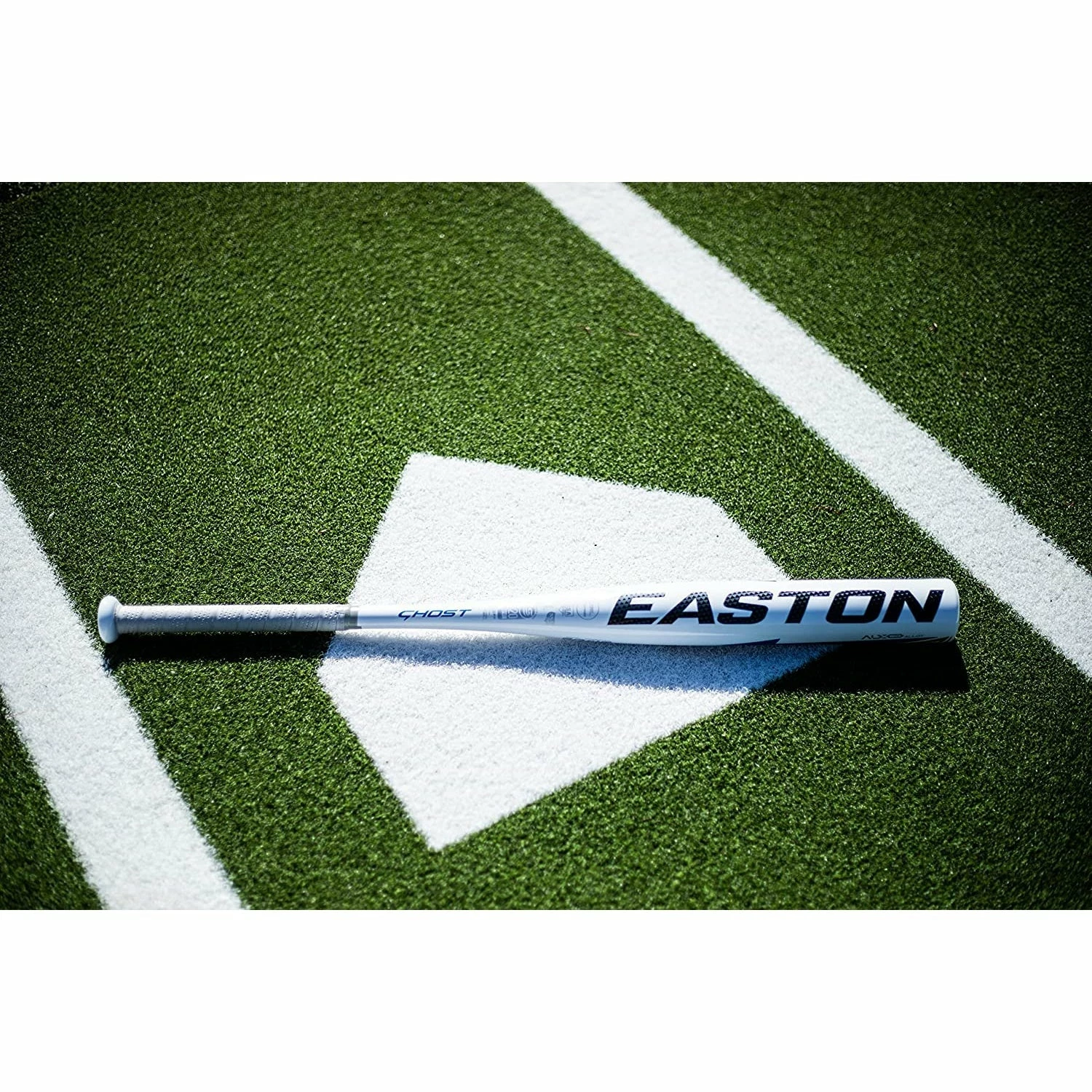 Easton Ghost USA, USSSA, NSA, ISA, WBSC 2 1/4" Fastpitch Bat 2022, 30" / 19 Oz / -11 (White) 6 Easton Ghost USA, USSSA, NSA, ISA, WBSC 2 1/4" Fastpitch Bat 2022, 30" / 19 Oz / -11 (White) - Image 6